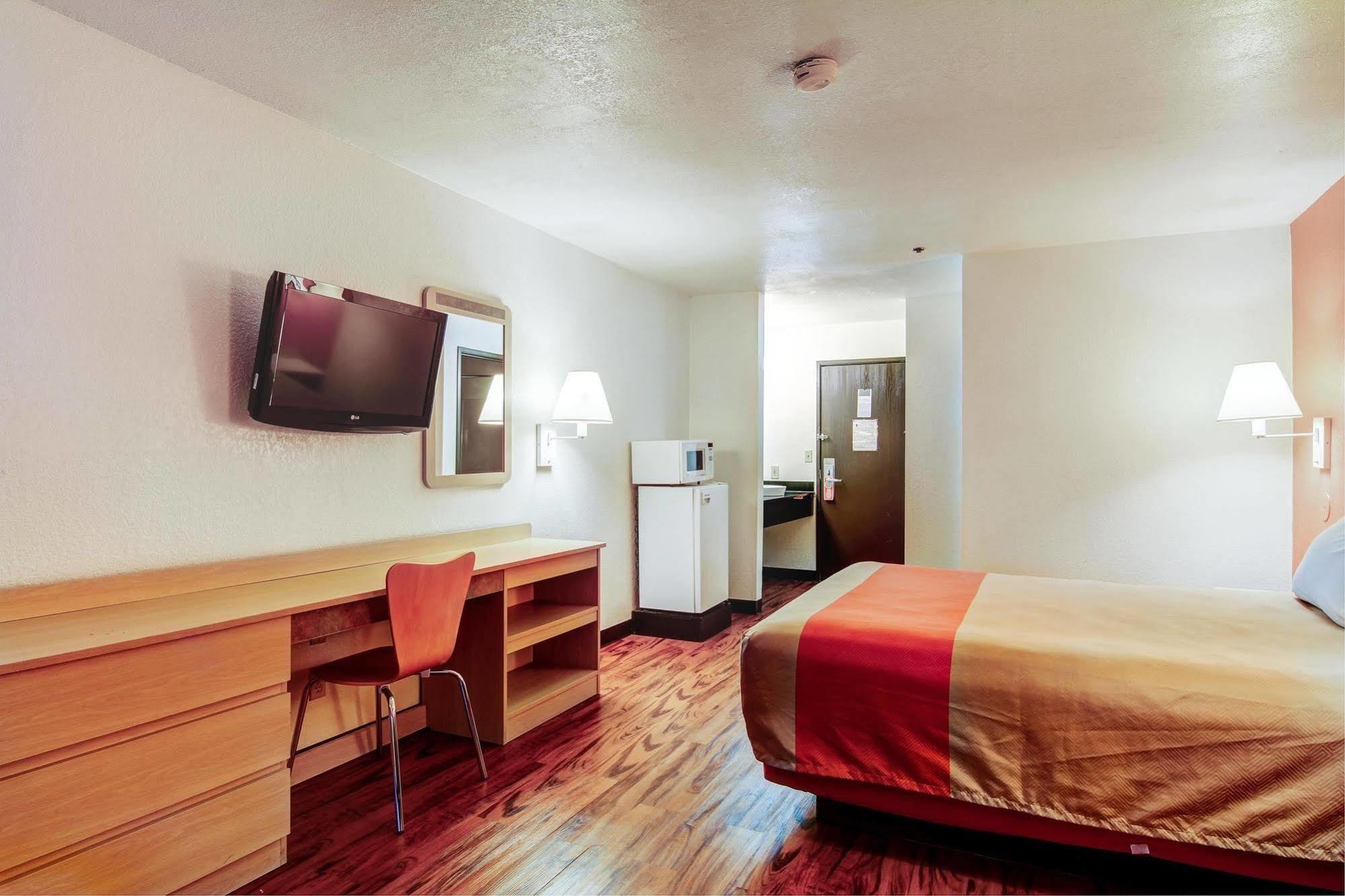 Motel 6-Columbia, Mo - East Bagian luar foto