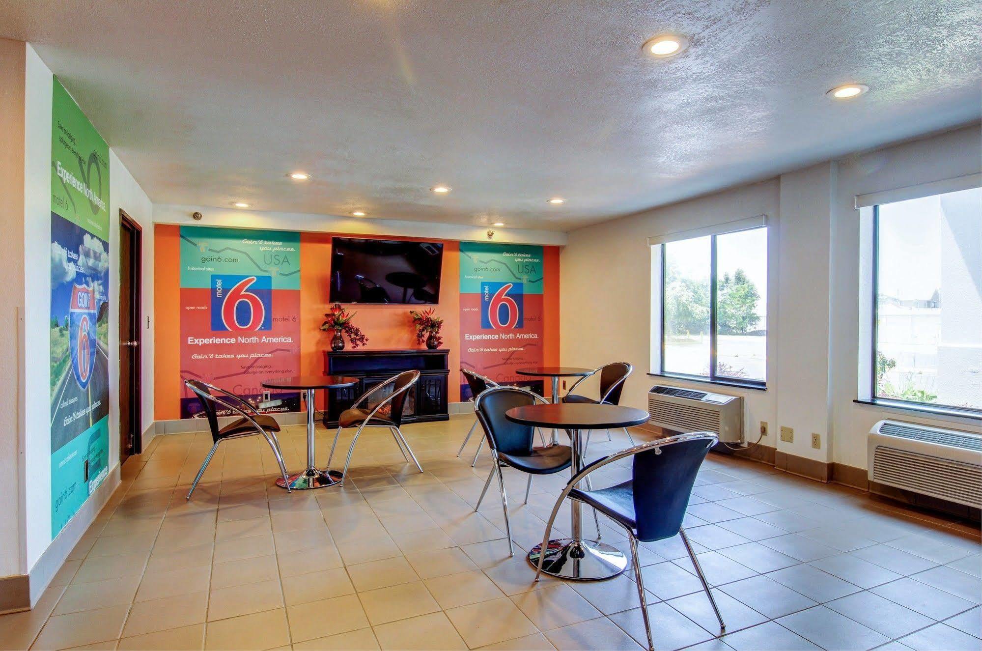 Motel 6-Columbia, Mo - East Bagian luar foto