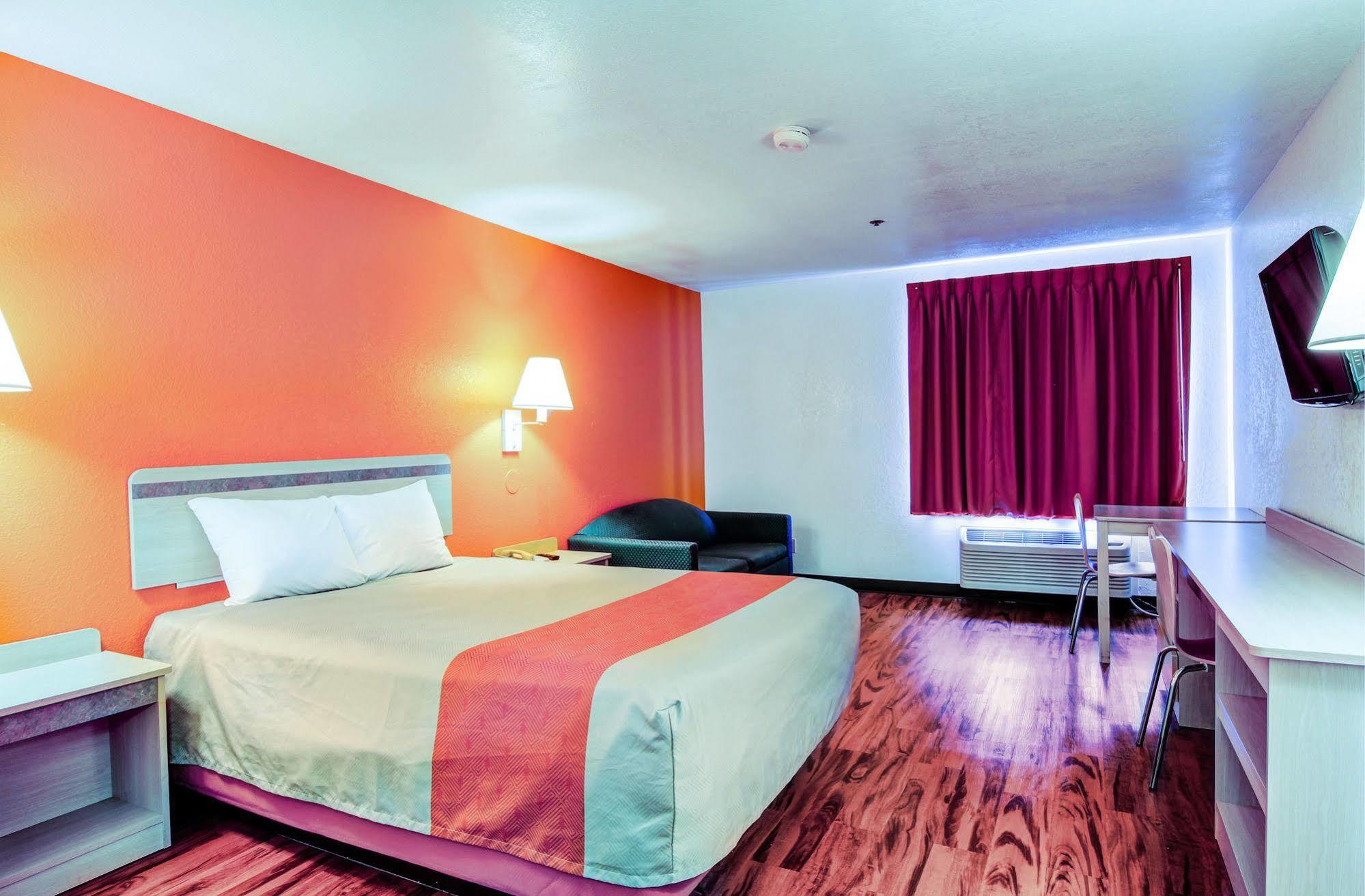 Motel 6-Columbia, Mo - East Bagian luar foto